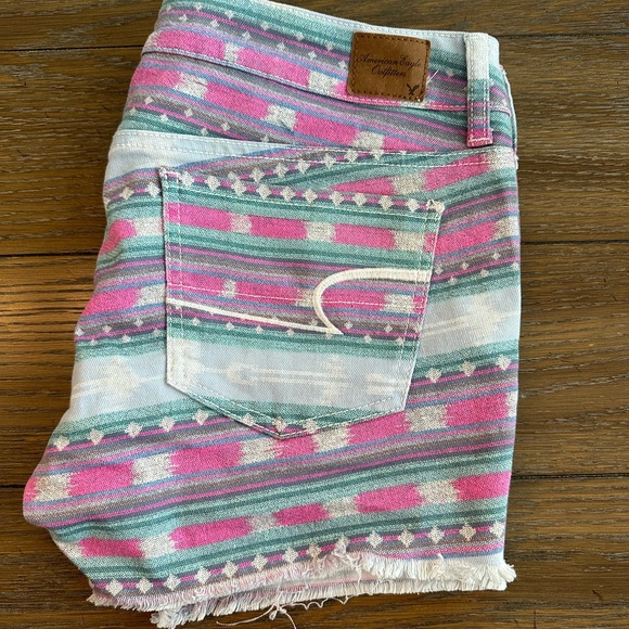 American Eagle Stretch Shorts Size 10 - Picture 1 of 5